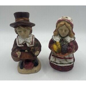 Vintage Thanksgiving Pilgrim Ceramic Couple Salt And Pepper Shakers Fall Decor